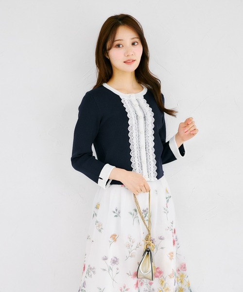 tocco closet(トッコ クローゼット)の「パール釦フロントレースバイカラーニットカーディガン(カーディガン/ボレロ・レディース・ネイビー/ベージュ/ブラック・M)」の21枚目の写真