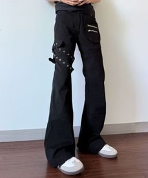 アイレットベルト付きZIPフレアブラックデニムパンツ