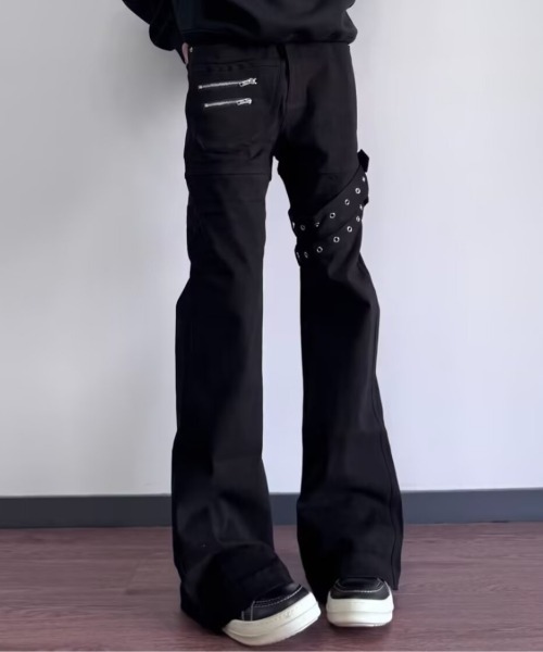 link lot（リンクロット）の「アイレットベルト付きZIPフレアブラックデニムパンツ（デニムパンツ・メンズ・ブラック・L/M）」の6枚目の写真