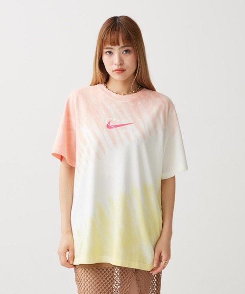 NIKE(ナイキ)の「ナイキ スポーツウェア ウィメンズ Tシャツ / Nike Sportswear Women's T-Shirt IR7557-378 Barely Green(Tシャツ/カットソー・レディース・ライトグリーン・XS/XL/L/M/S)」の13枚目の写真
