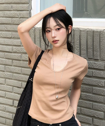 C 90S LINE SLIT NECK HALF-SLEEVE T-SHIRT_CAMEL