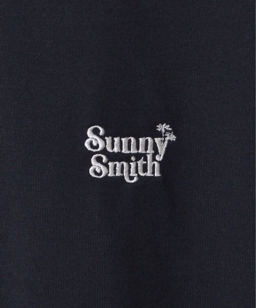 Sunny Smith(サニースミス)の「【SUNNY SMITH】ウルトラヘビーオンス刺繍ロゴTシャツ(Tシャツ/カットソー・メンズ・アッシュグレー/オフホワイト/チャコール・LARGE/MEDIUM/SMALL)」の8枚目の写真