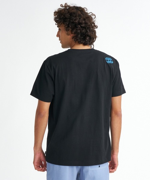 BILLABONG(ビラボン)の「BILLABONG メンズ SLICE LOGO Tシャツ 【2026年夏モデル】(Tシャツ/カットソー・メンズ・オフホワイト/イエロー系その他/ブルー系その他/ブラック・SMALL/MEDIUM/LARGE/X-LARGE)」の6枚目の写真