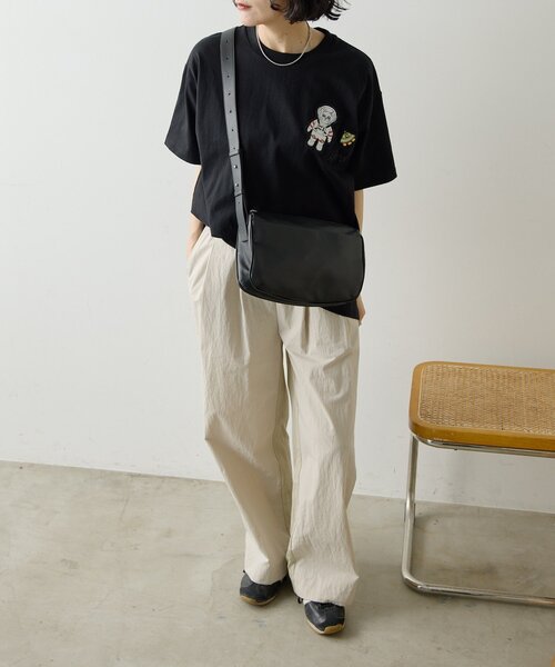 ear PAPILLONNER（イアパピヨネ）の「sampo×earコラボTシャツ《綿100％》（Tシャツ/カットソー・レディース・ホワイト/ブラック/ブラウン・FREE）」の16枚目の写真