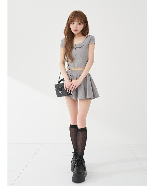 Darich(ダーリッチ)の「DDロゴキルティングスニーカー(スニーカー・レディース・ホワイト/ブラック・L/M/S/XS/XL)」の4枚目の写真