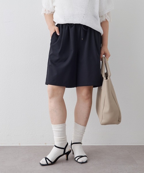 PUAL CE CIN(ピュアルセシン)の「ウエストドロスト1タックバミューダパンツ(その他パンツ・レディース・ブラック/グレー・FREE)」の2枚目の写真
