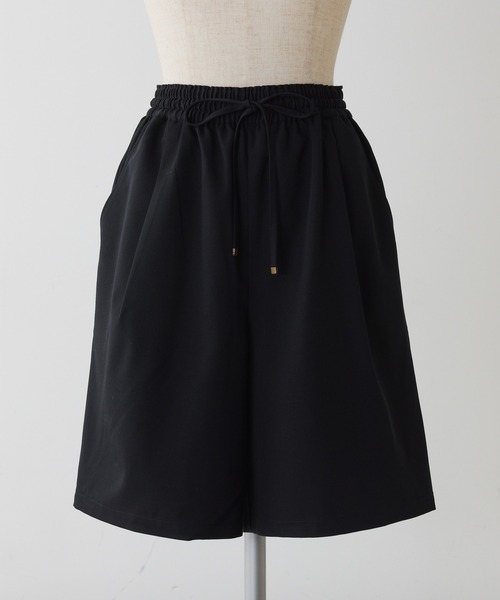 PUAL CE CIN(ピュアルセシン)の「ウエストドロスト1タックバミューダパンツ(その他パンツ・レディース・ブラック/グレー・FREE)」の10枚目の写真