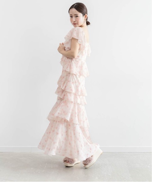 RANDA(ランダ)の「ラッフルフリルシフォンワンピース(ワンピース・レディース・ブラック/ピンク/ブルー・1/0)」の19枚目の写真