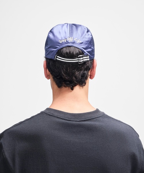 DEUS EX MACHINA(デウスエクスマキナ)の「SUKA SATIN BALL CAP(キャップ・メンズ・ブラック/ブルー・OS)」の12枚目の写真
