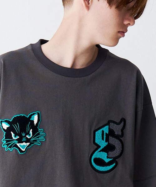 SeeSew(シーソー)の「【UNISEX】NEKOMATA SAGARA TEE 2.0/ネコマタさがら刺繍Tシャツ(Tシャツ/カットソー・メンズ・グレー/ブラック系その他/ホワイト/ブラック・L/M)」の11枚目の写真