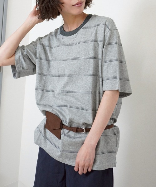 gossara(ゴサラ)の「【柔らかな着心地】ボーダーBIG T(Tシャツ/カットソー・レディース・ホワイト/グレー・FREE)」の2枚目の写真