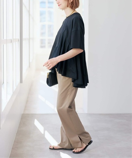 Spick & Span(スピックアンドスパン)の「《一部店舗+WEB限定 / 追加》AAYUSHI / アユーシ ペプラムラッフルTシャツ(Tシャツ/カットソー・レディース・ブラック/ホワイト・FREE)」の9枚目の写真