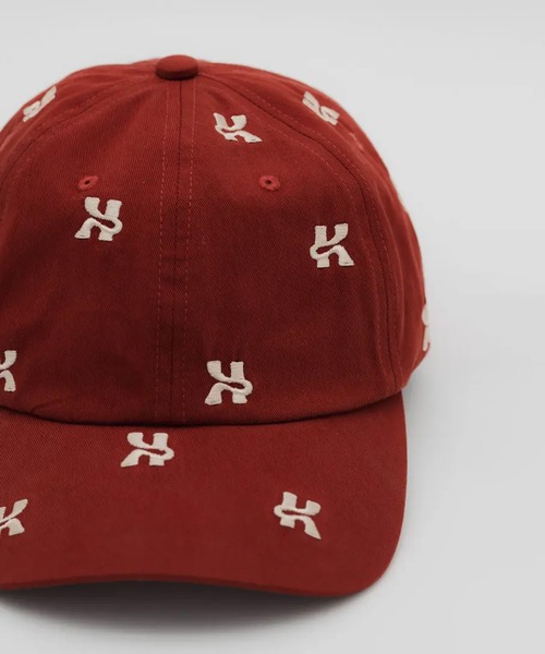 Knuth Marf（クヌースマーフ）の「【Knuth Marf】復刻別注 K logo cap クヌースマーフ ロゴ刺繍 キャップ コットン100％（キャップ・レディース・ブラック/レッド・FREE）」の12枚目の写真