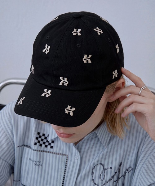 Knuth Marf（クヌースマーフ）の「【Knuth Marf】復刻別注 K logo cap クヌースマーフ ロゴ刺繍 キャップ コットン100％（キャップ・レディース・ブラック/レッド・FREE）」の10枚目の写真
