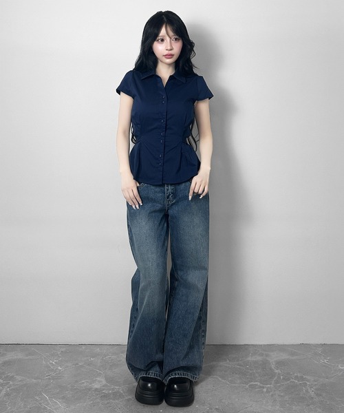 FOLLOWIN(フォロウィン)の「【3COLOR】フィットラインシャツブラウス(シャツ/ブラウス・レディース・ブラック/ホワイト/ブルー・FREE)」の18枚目の写真
