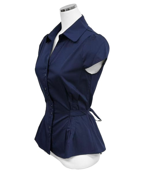 FOLLOWIN(フォロウィン)の「【3COLOR】フィットラインシャツブラウス(シャツ/ブラウス・レディース・ブラック/ホワイト/ブルー・FREE)」の4枚目の写真