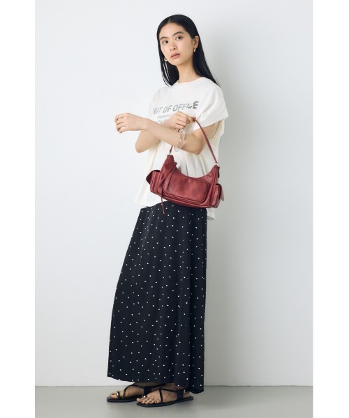 AZUL by moussy(アズールバイマウジー)の「アウトポケットフェイクレザーバッグ【着用画像あり】(ハンドバッグ・レディース・キャメル/レッド/ブラック・FREE)」の21枚目の写真