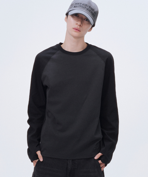 MISEKISEOUL MEN(ミセキソウルメンズ)の「Two-tone raglan long sleeve BLACK(Tシャツ/カットソー・メンズ・その他・1/2/3)」の1枚目の写真
