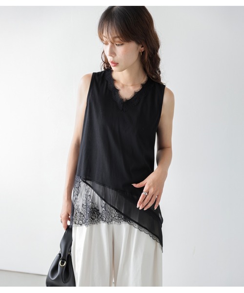AMELY(エミリー)の「アシンメトリーシアートップス(タンクトップ・レディース・ブラック/ホワイト・フリー)」の1枚目の写真