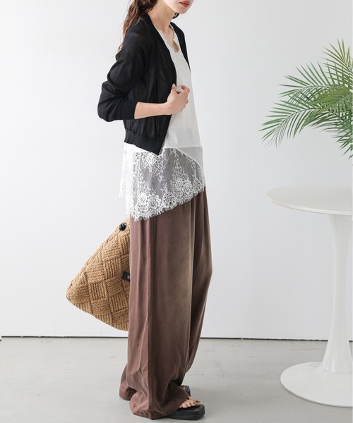 AMELY(エミリー)の「アシンメトリーシアートップス(タンクトップ・レディース・ブラック/ホワイト・フリー)」の11枚目の写真