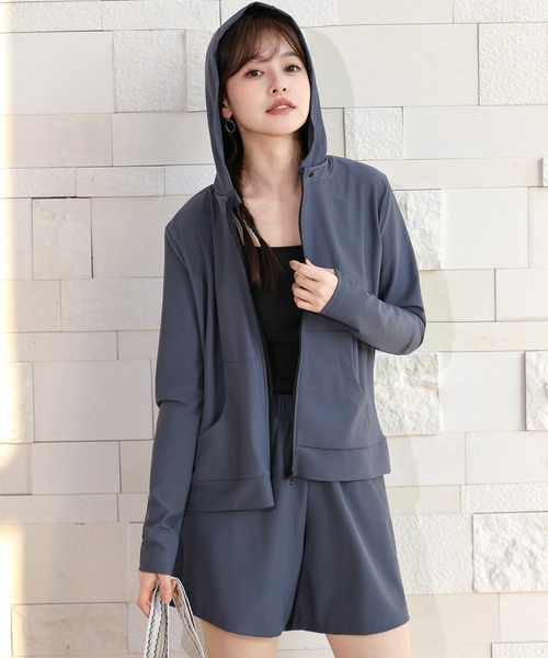 TeddyShop(テディショップ)の「【UVカット率99.9%以上/UPF50+/2WAYフード取り外し可】長袖ジップアップUVパーカーラッシュガードトップス+ショートパンツ 上下2点セット レディース(パーカー・レディース・ダークブラウン/ブルーグレー/ブラック・L/S/LL/M)」の15枚目の写真