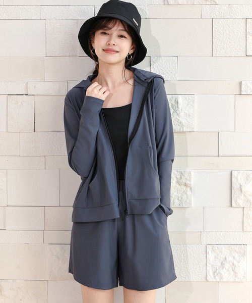 TeddyShop(テディショップ)の「【UVカット率99.9%以上/UPF50+/2WAYフード取り外し可】長袖ジップアップUVパーカーラッシュガードトップス+ショートパンツ 上下2点セット レディース(パーカー・レディース・ダークブラウン/ブルーグレー/ブラック・L/S/LL/M)」の16枚目の写真