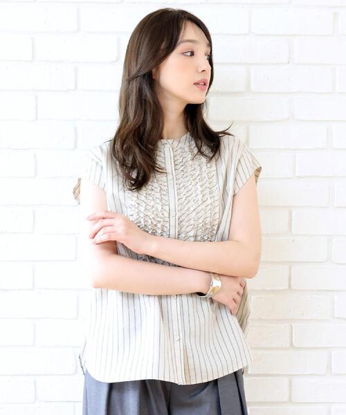 DRESSTERIOR（ドレステリア）の「ストライプフレンチスリーブフリルブラウス（シャツ/ブラウス・レディース・ブラウン/ベージュ系その他5・34/38/36）」の17枚目の写真