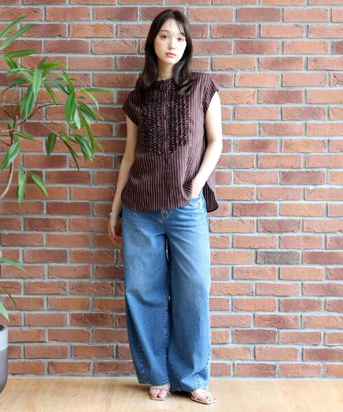 DRESSTERIOR（ドレステリア）の「ストライプフレンチスリーブフリルブラウス（シャツ/ブラウス・レディース・ブラウン/ベージュ系その他5・34/38/36）」の21枚目の写真