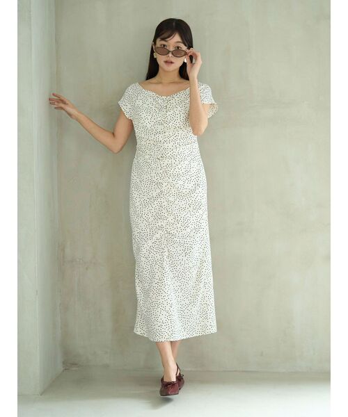LAGUNAMOON(ラグナムーン)の「ドットギャザースクエアネックワンピース 【夏服】【半袖】(ワンピース・レディース・ホワイト/ラベンダー・MEDIUM/SMALL)」の9枚目の写真