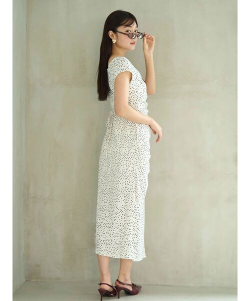 LAGUNAMOON(ラグナムーン)の「ドットギャザースクエアネックワンピース 【夏服】【半袖】(ワンピース・レディース・ホワイト/ラベンダー・MEDIUM/SMALL)」の10枚目の写真