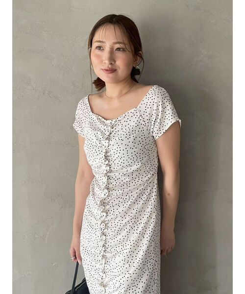 LAGUNAMOON(ラグナムーン)の「ドットギャザースクエアネックワンピース 【夏服】【半袖】(ワンピース・レディース・ホワイト/ラベンダー・MEDIUM/SMALL)」の17枚目の写真