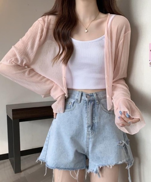 Beststore(ベストストア)の「パールボタン シアーボレロカーディガン フリル袖 楊柳素材 クロップド丈 日焼け防止 冷房対策(カーディガン/ボレロ・レディース・ミント/アイボリー/ピンク/ブラック/ホワイト・FREE)」の22枚目の写真