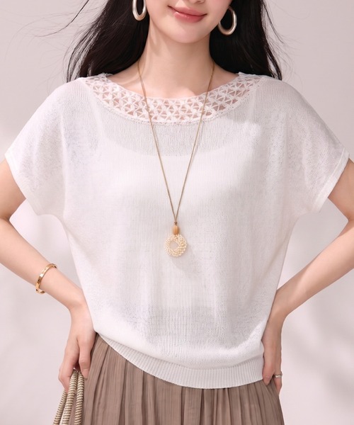 LUCPY（ラクピー）の「レースネックドルマンサマーニット（ニット/セーター・レディース・ホワイト・MEDIUM/SMALL/X-LARGE/LARGE）」の3枚目の写真