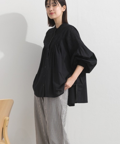 OMNES(オムネス)の「コットンレース切替長袖スタンドカラーシャツ(シャツ/ブラウス・レディース・ホワイト/ネイビー/ブラック・FREE)」の10枚目の写真