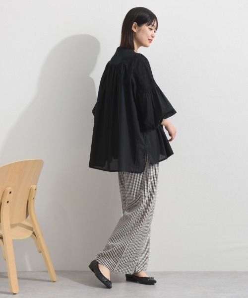 OMNES(オムネス)の「コットンレース切替長袖スタンドカラーシャツ(シャツ/ブラウス・レディース・ホワイト/ネイビー/ブラック・FREE)」の13枚目の写真