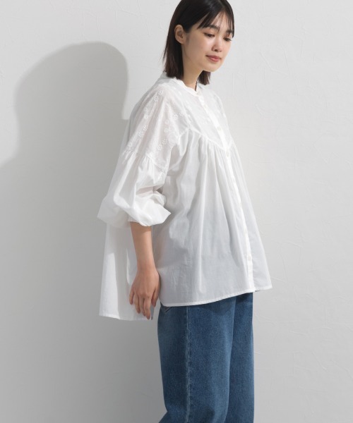 OMNES(オムネス)の「コットンレース切替長袖スタンドカラーシャツ(シャツ/ブラウス・レディース・ホワイト/ネイビー/ブラック・FREE)」の5枚目の写真
