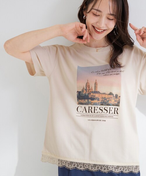 SHOO・LA・RUE(シューラルー)の「【ひんやり/UV/S-LL/洗濯機可】選べる3柄 裾レースプリントTシャツ(Tシャツ/カットソー・レディース・ホワイト/チャコールグレー/イエロー/ブラック/ナチュラル/ベビーピンク・01/04/03/02)」の4枚目の写真
