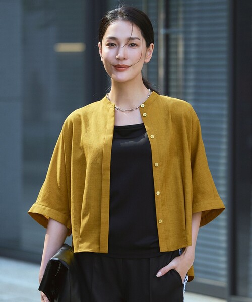 ICB(アイシービー)の「トリアセスラブタンブラー タックデザインブラウス(シャツ/ブラウス・レディース・イエロー系/ネイビー系/ベージュ系・2/6/4)」の3枚目の写真