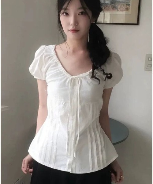 semuse(セミューズ)の「フロントリボンレース半袖パフスリーブトップス(Tシャツ/カットソー・レディース・ホワイト/ブラック・FREE)」の2枚目の写真