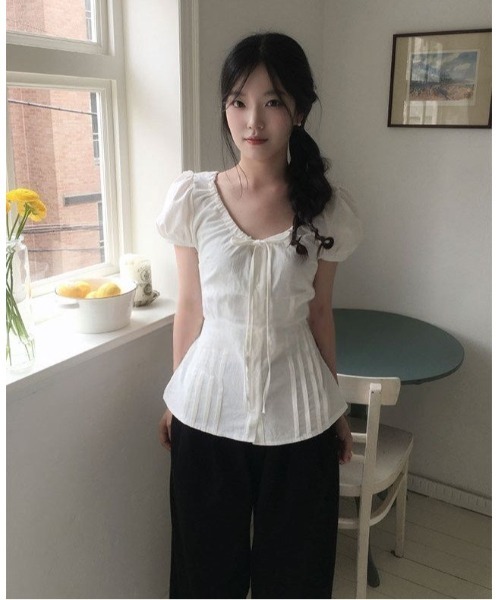 semuse(セミューズ)の「フロントリボンレース半袖パフスリーブトップス(Tシャツ/カットソー・レディース・ホワイト/ブラック・FREE)」の3枚目の写真