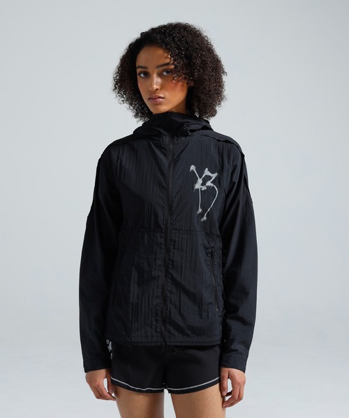 Y-3(ワイスリー)の「Y-3 CHITO GRAPHIC RUNNING JACKET(ブルゾン・レディース・ブラック・SMALL/MEDIUM/LARGE/X-SMALL/XX-SMALL)」の1枚目の写真