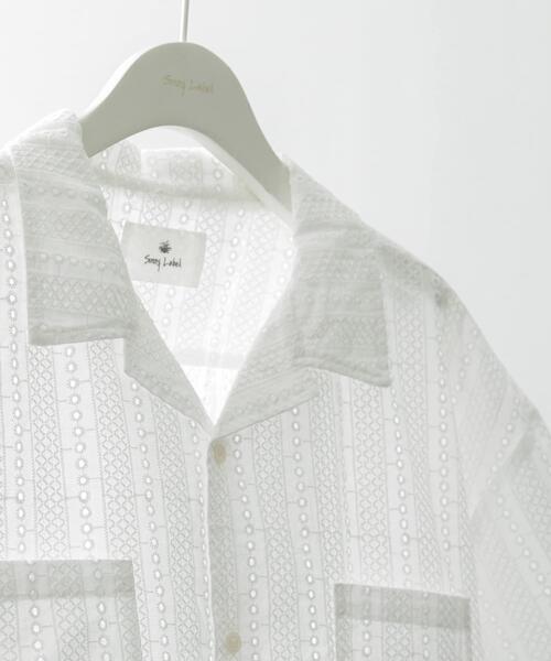 URBAN RESEARCH Sonny Label(アーバンリサーチサニーレーベル)の「レース刺繍ショートスリーブシャツ(シャツ/ブラウス・メンズ・ホワイト/ブラウン・MEDIUM/LARGE)」の4枚目の写真