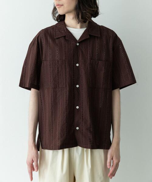 URBAN RESEARCH Sonny Label(アーバンリサーチサニーレーベル)の「レース刺繍ショートスリーブシャツ(シャツ/ブラウス・メンズ・ホワイト/ブラウン・MEDIUM/LARGE)」の14枚目の写真