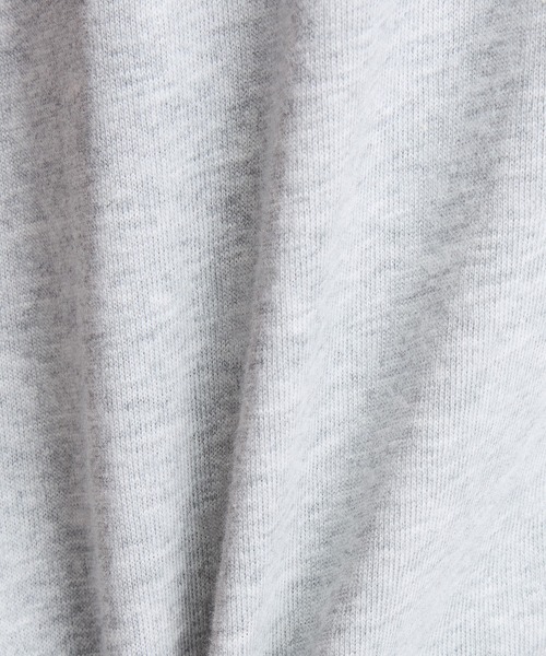NEW BALANCE(ニューバランス)の「Numeric Small ロゴ T-Shirt(Tシャツ/カットソー・メンズ・ネイビー/ヘザーグレー・XX-LARGE/X-LARGE/LARGE/MEDIUM/SMALL)」の3枚目の写真