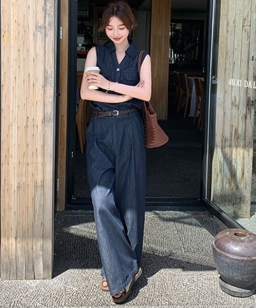Bifrost(ビフレスト)の「Vネックノースリーブ×ワイドパンツ デニムセットアップ(セットアップ・レディース・ネイビー・M/S)」の6枚目の写真