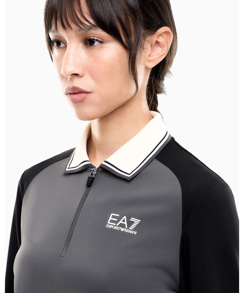 EMPORIO ARMANI EA7(エンポリオアルマーニイーエーセブン)の「<オンライン限定>【エンポリオ アルマーニ EA7】ウィメンズ ストレッチピケ 長袖ポロシャツ Golf Pro(ポロシャツ・レディース・グレー系その他・X-SMALL/SMALL/LARGE/MEDIUM)」の4枚目の写真