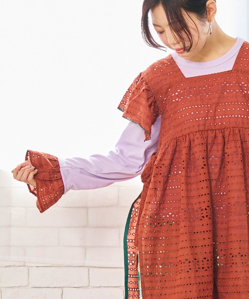 MARKEY'S(マーキーズ)の「フリルポイントカットソー/おとな(Tシャツ/カットソー・レディース・ラベンダー/ブラック/オフホワイト・160)」の3枚目の写真