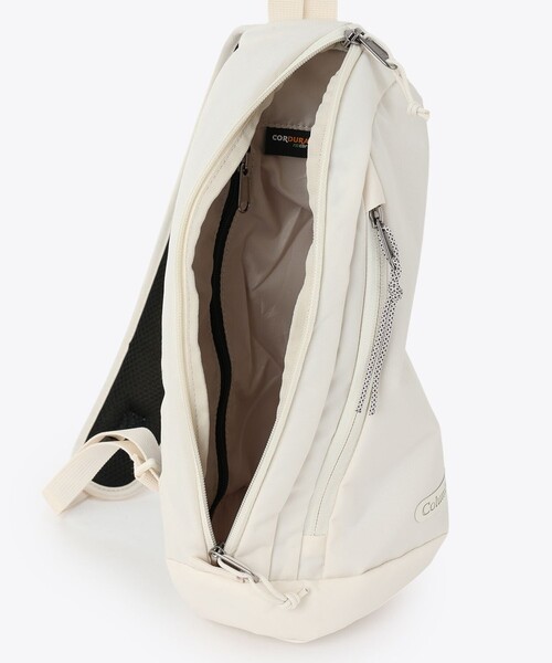 Columbia(コロンビア)の「Columbia/ サニーサイドパークボディバッグ 6L /コロンビア(ボディバッグ/ウエストポーチ・レディース・ベージュ/ブラック/ホワイト・ONE SIZE)」の9枚目の写真