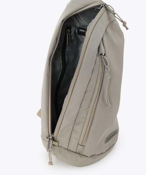 Columbia(コロンビア)の「Columbia/ サニーサイドパークボディバッグ 6L /コロンビア(ボディバッグ/ウエストポーチ・レディース・ベージュ/ブラック/ホワイト・ONE SIZE)」の15枚目の写真