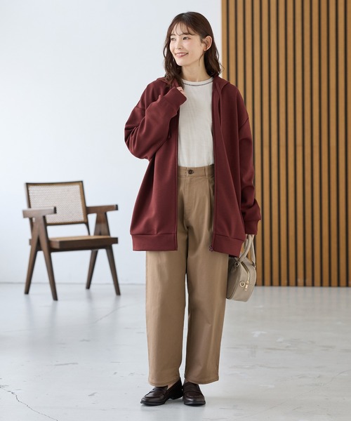 Honeys(ハニーズ)の「ゆったりチノパンツ(股下60cm)(チノパンツ・レディース・ネイビー/ブラック/モカ・3L/M/L/S/LL/SS)」の21枚目の写真